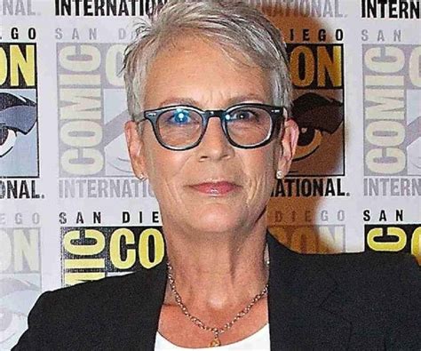 jamie lee curtis breast size|Jamie Lee Curtis Biography, Age, Wiki, Height, Weight, Boyfriend ...